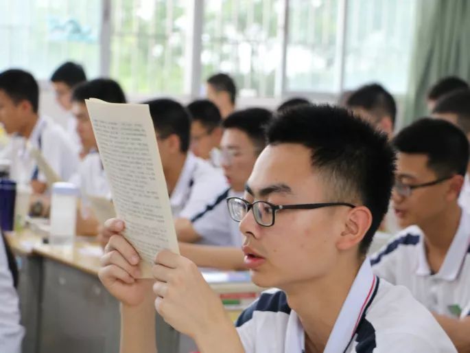 高中越学越差是怎么回事,高中为什么越学越迷茫越努力越差