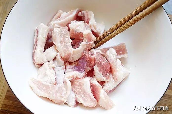 大叔家的糖醋系列：不用番茄酱的糖醋里脊，酸甜可口，家人爱吃！