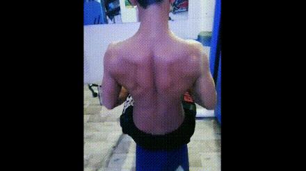 小伙两年从156斤瘦到98,18岁小伙增胖50斤