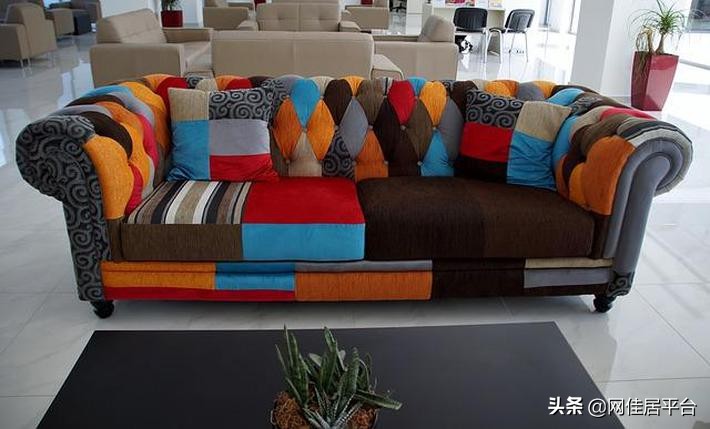 旧沙发翻新补救,旧沙发怎么处理比较好