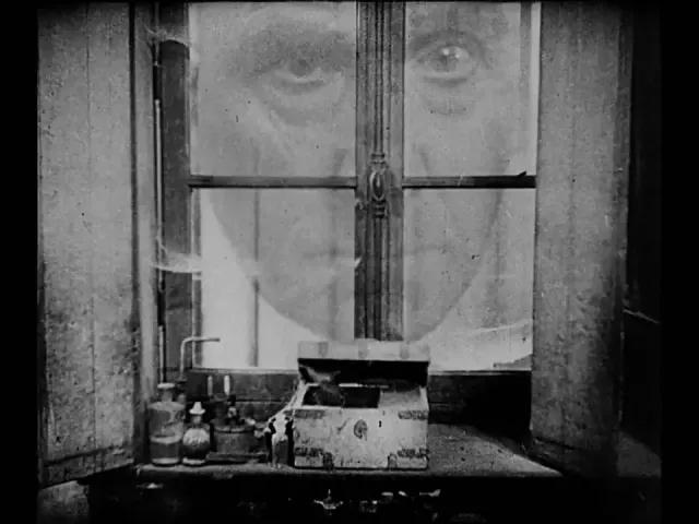 德莱叶131年：影史上最动人的脸孔，无不来自他的镜头