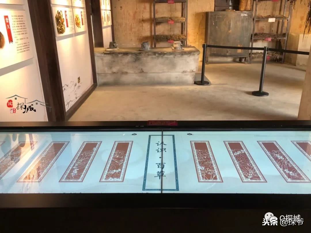 重庆小故宫红墙,重庆魔鬼山城一日游