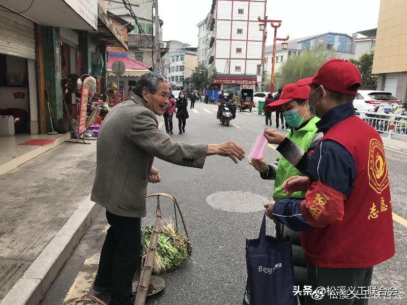 在抗击新冠肺炎疫情中表现,在疫情防控阻击战的日子里