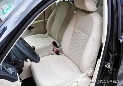 汽车用真皮座椅还是织物座椅,马自达织物座椅和真皮座椅哪个好