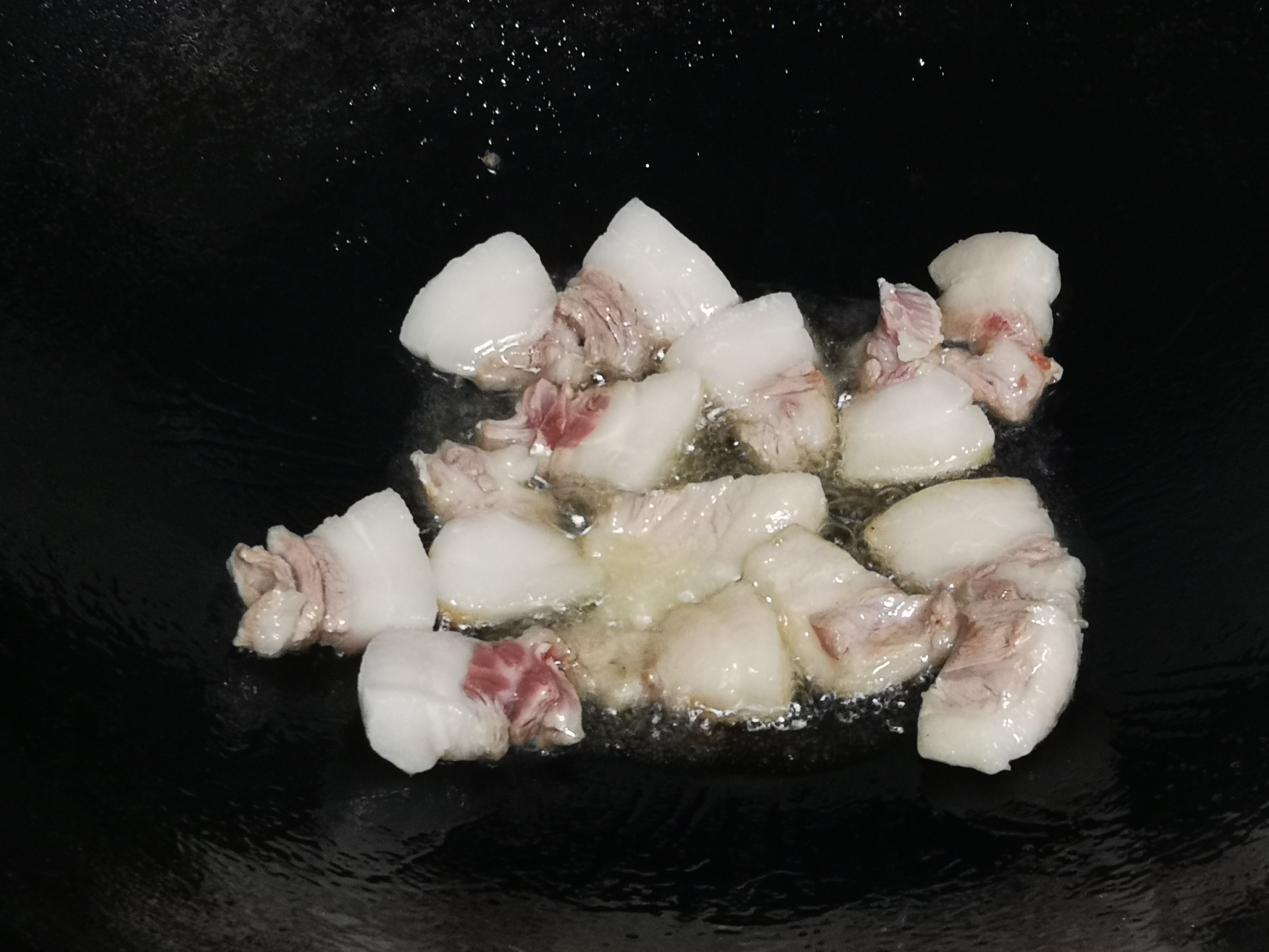 排骨焖干鲍鱼的简单最佳吃法,小干鲍鱼最好吃的做法