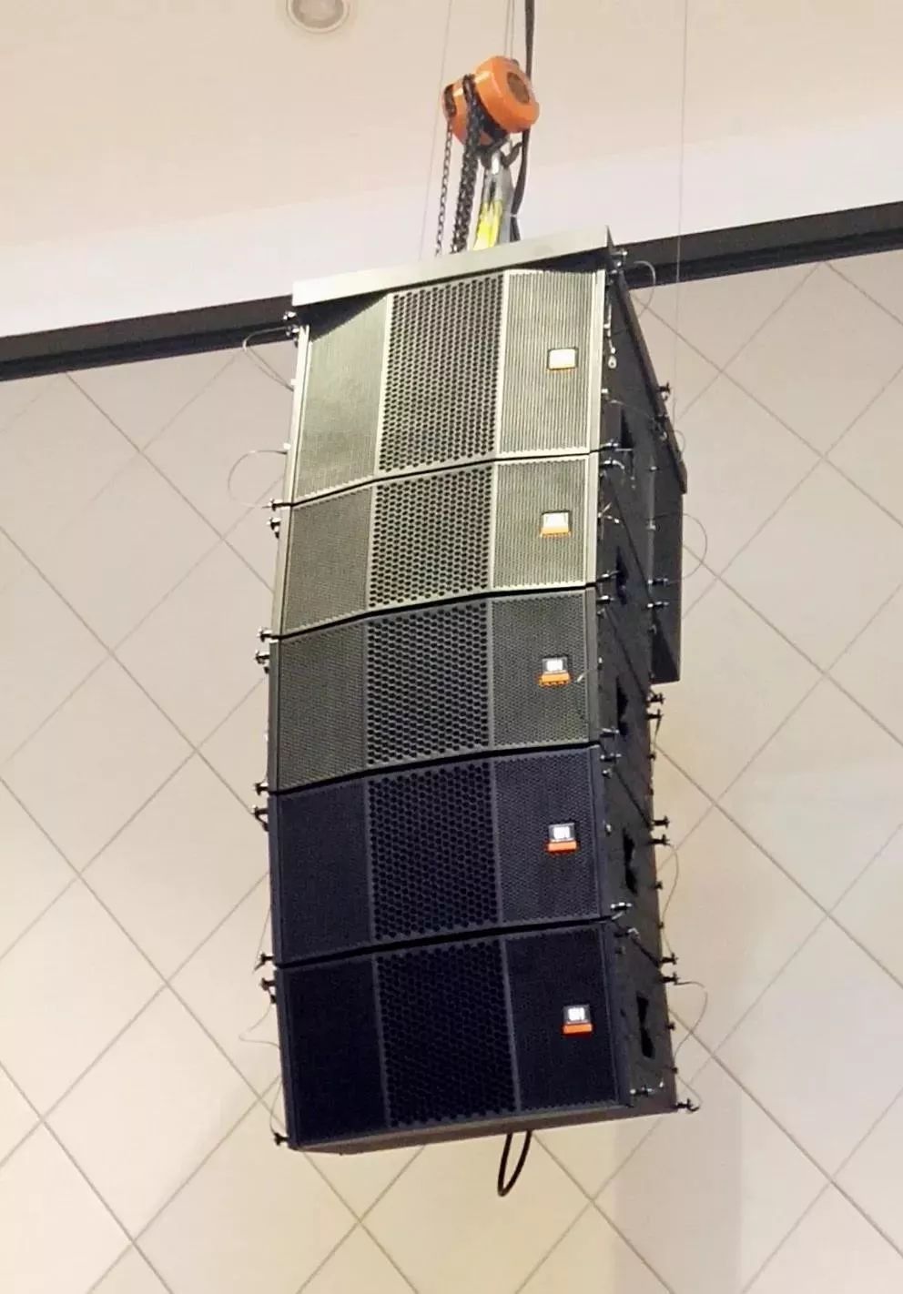 五星级酒店的音响,泰兴金陵国际大酒店标准房间