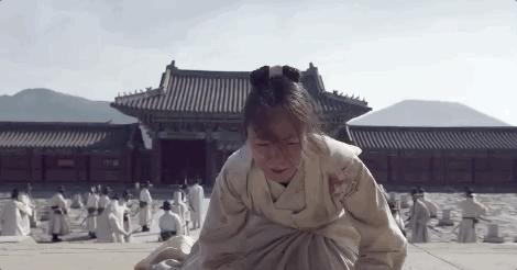 开播就霸榜热搜,目前热搜爆款