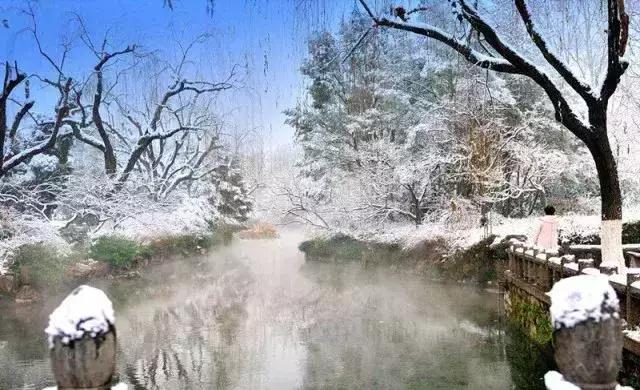 冬季山东山泉水最美最有韵味？济南山泉水美？泰山上下一片银白？