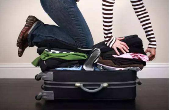 小米众筹酷哇旅行箱评测：自动跟随无需牵拉，还可直接带上飞机