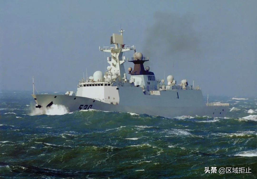 052D型驱逐舰自由航行，率队接近夏威夷，美国这次无话可说了