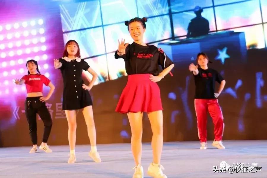 一场精彩纷呈的表演,上演视听盛宴