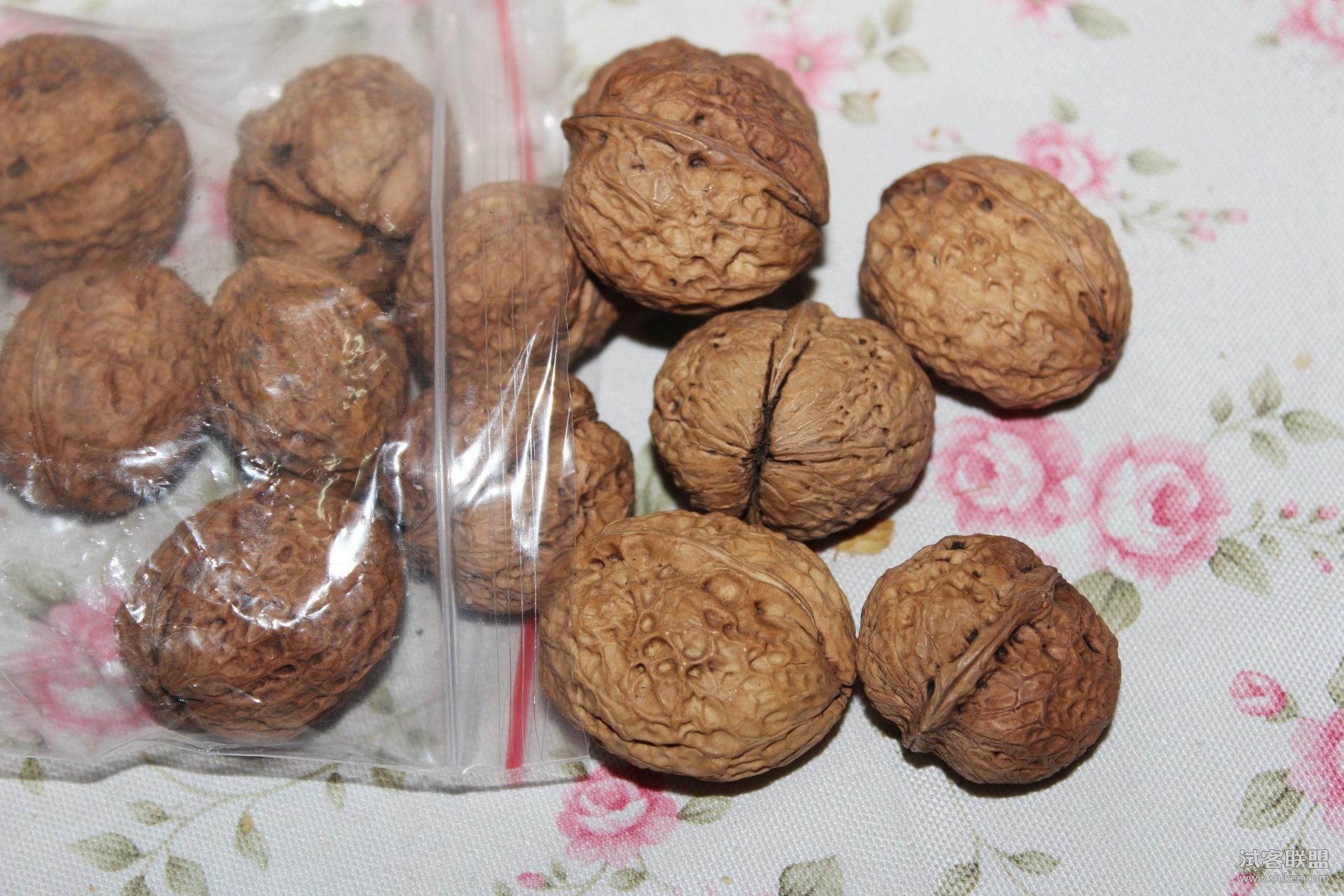 核桃真假的分辨,核桃好坏辨别