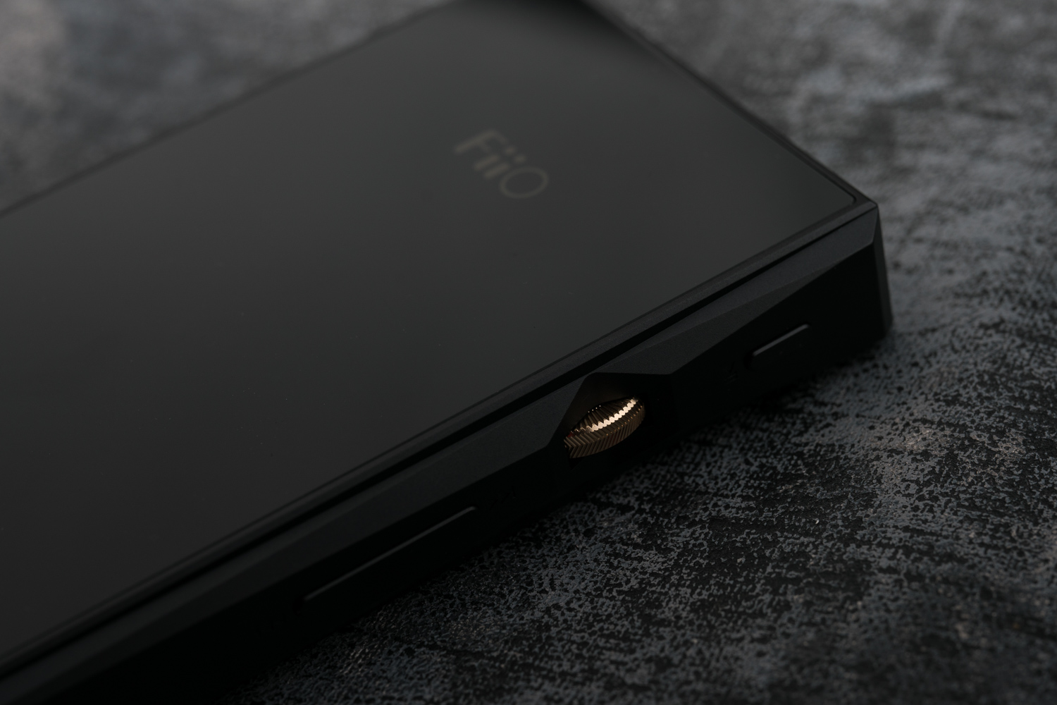 飞傲m15对比m11,飞傲m15和飞傲m11pro选择