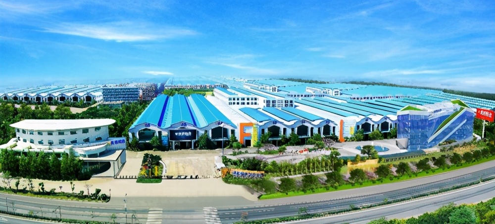 “520·抬头正好遇见你|凤铝铝材点亮广州地标