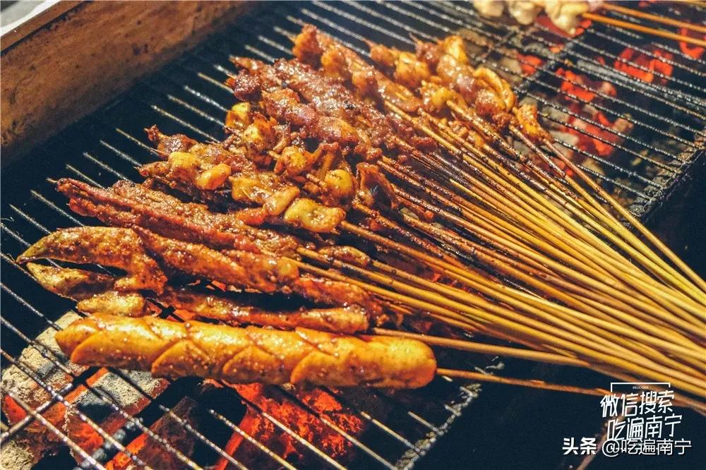 南宁东盟商务区烧烤摊,南宁2021烧烤店铺排行榜前十名
