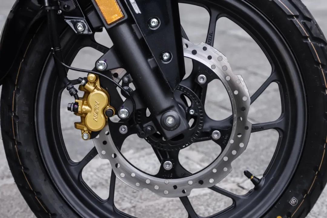 新款cb190x摩旅版需要改什么,cb190x猛鸷摩旅和标准版