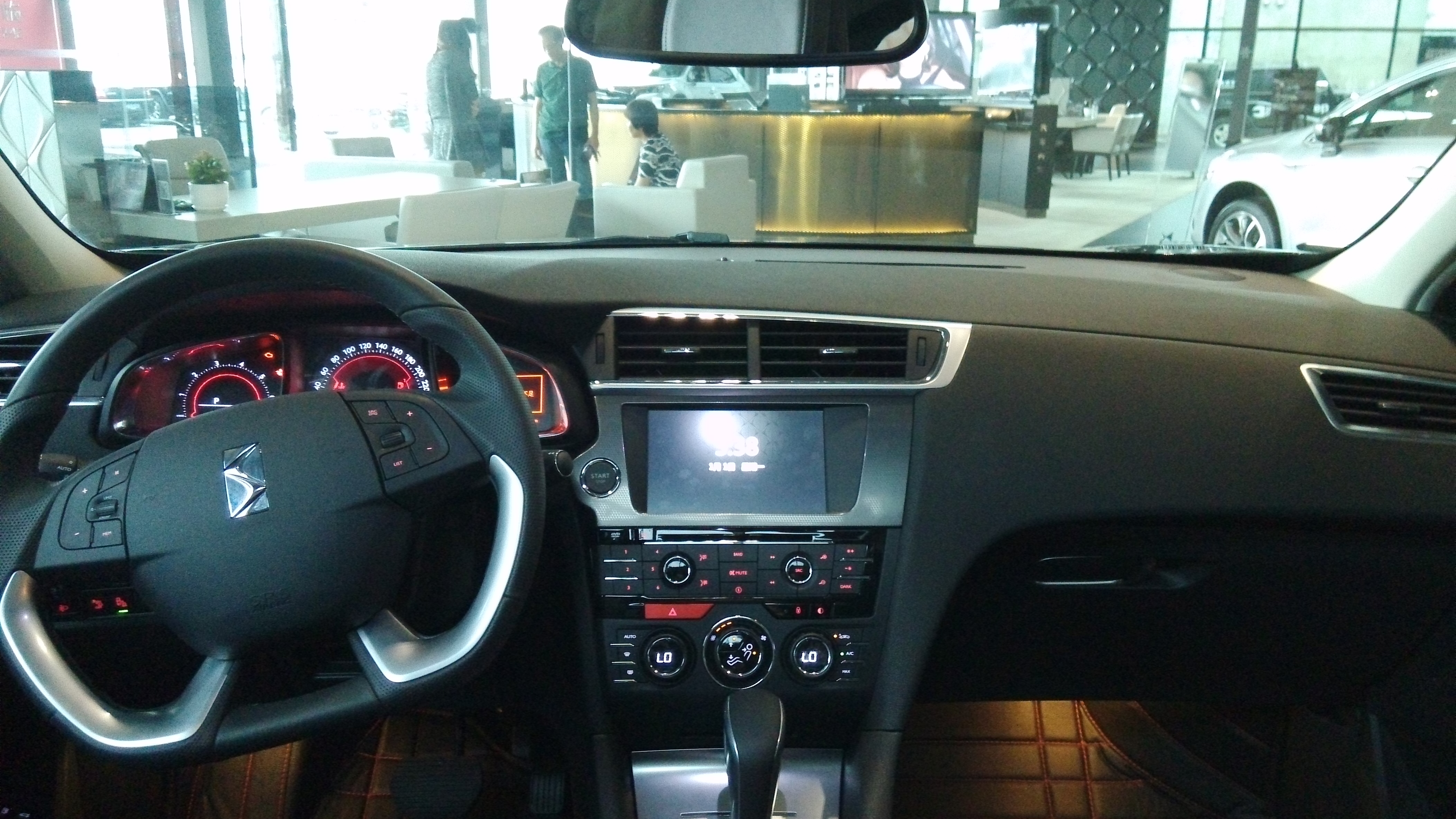 长安谛艾仕2021款全新ds6,2017款谛艾仕ds6豪华版车怎么样