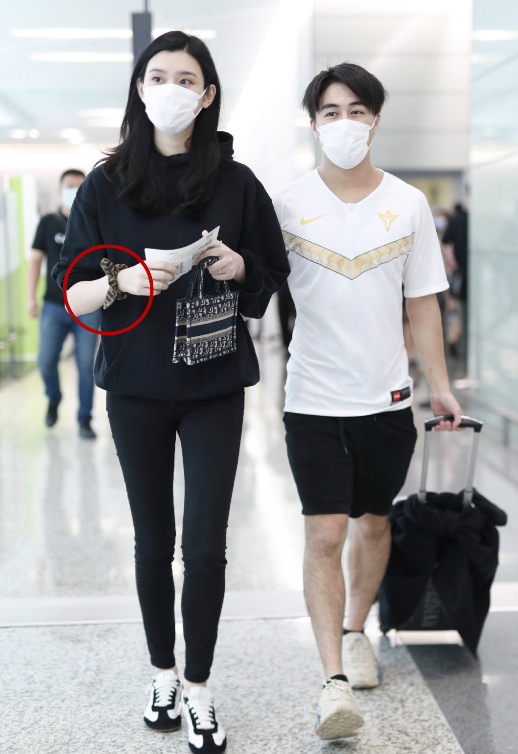 郭晶晶头绳同款,同嫁豪门郭晶晶完整视频