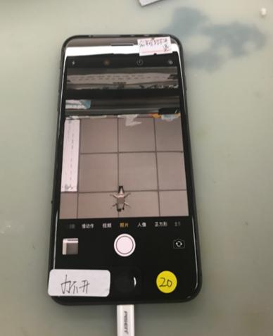 iphone8后摄和闪光灯均打不开,iphone8后摄像头间歇卡死