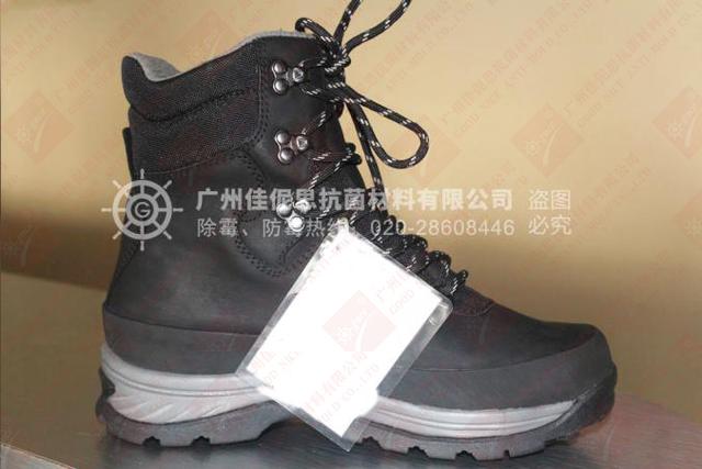 怎么防止皮鞋发霉,发霉皮鞋怎么清洗