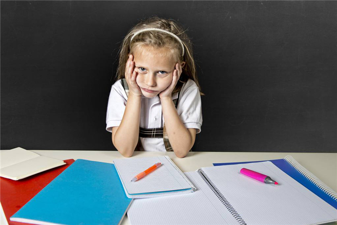 孩子这四种性格家长不能忽视,家长发现孩子性格变了怎么办