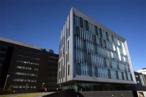英国爱丁堡龙比亚大学,爱丁堡龙比亚大学