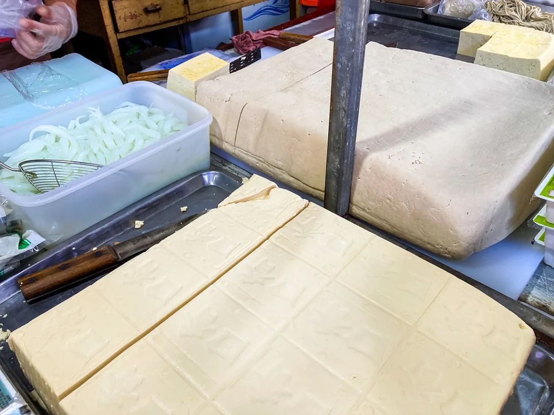 不错挺便宜的早市,附近比较旺的早市