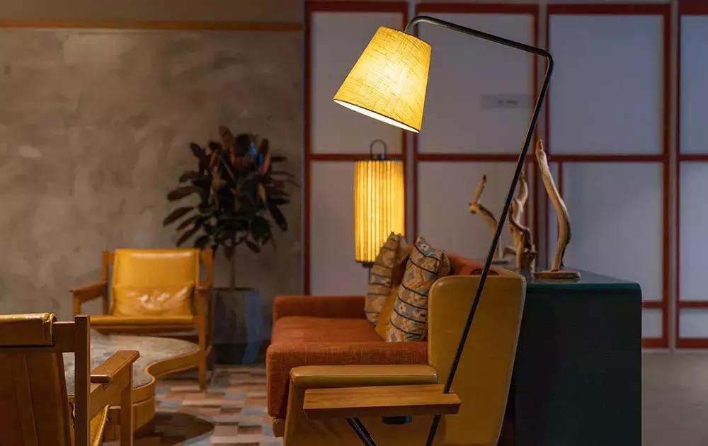 香港逸东酒店在哪个地铁口,香港逸东酒店夜景