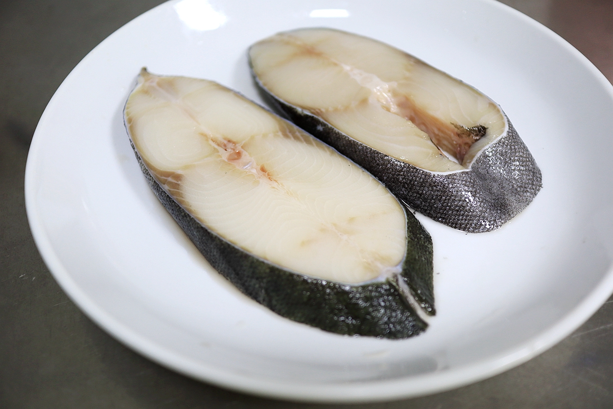 家有小孩和老年人吃什么,家有孩子多吃这种食物越吃越聪明