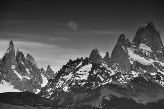 照片没聚焦后期怎么清晰,相机照片放大不清晰的原因