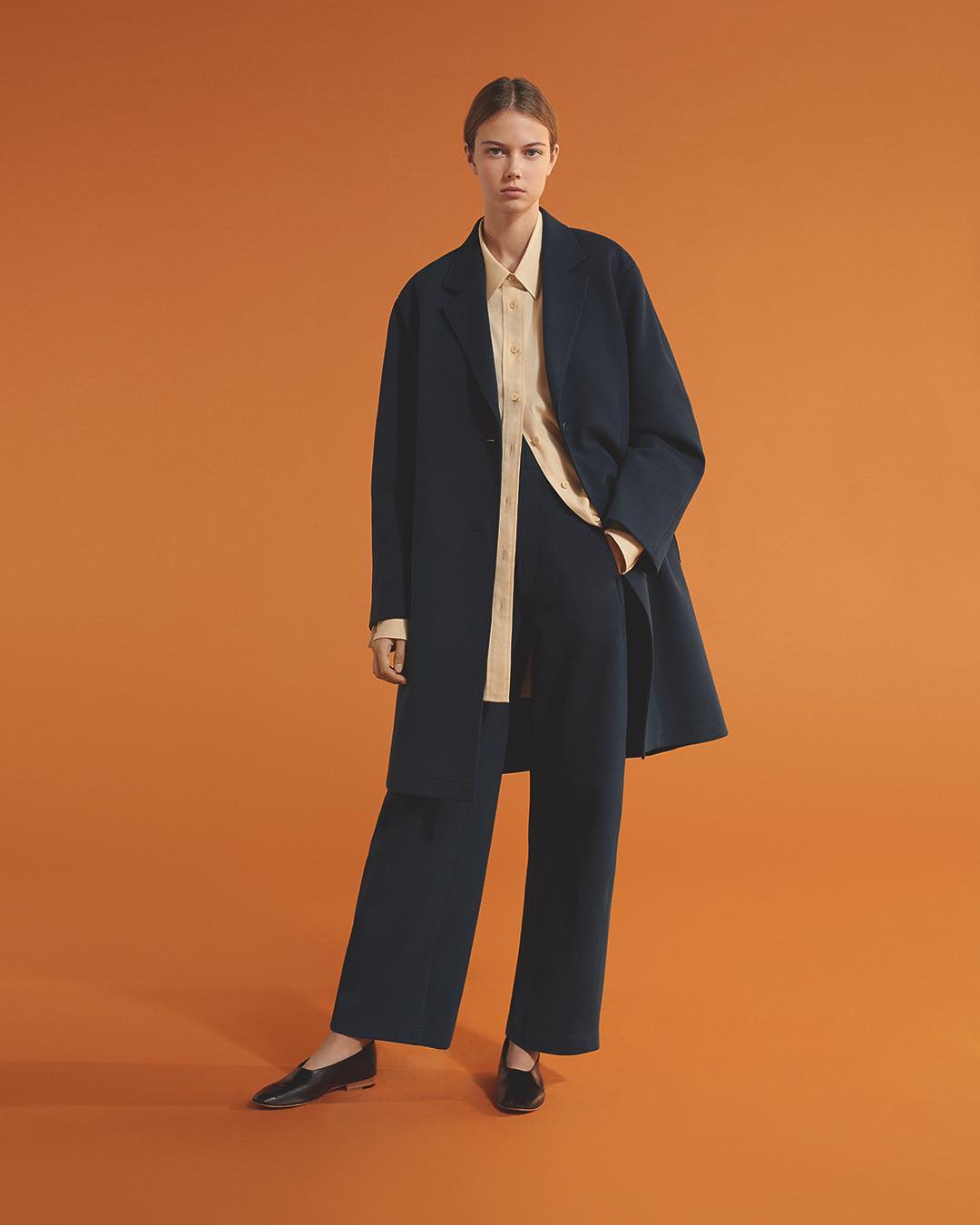 黑色衣服掉色特别严重是有毒吗,衣服掉色污染了怎么办