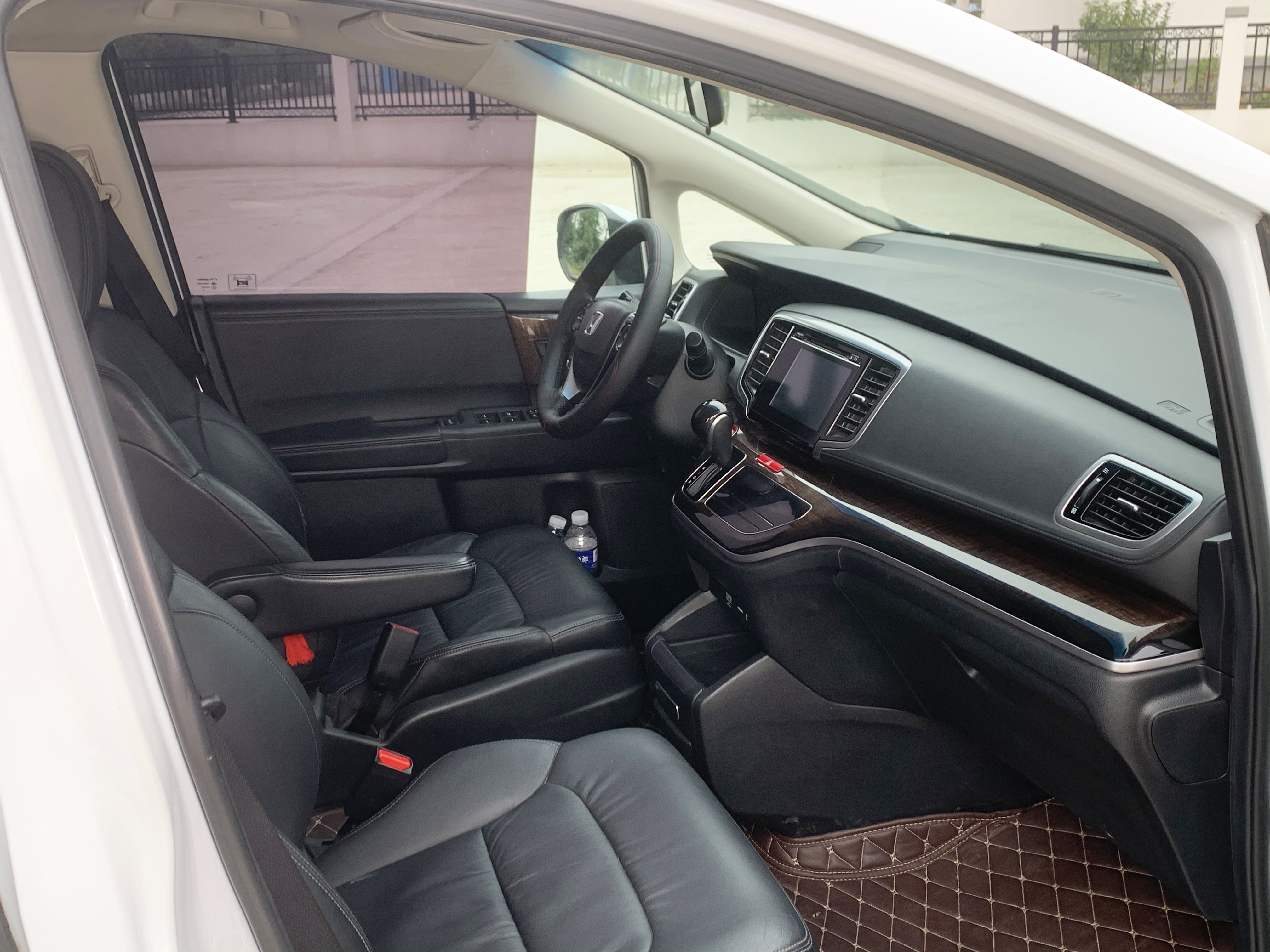 6年奥德赛可以卖多少钱,6年的本田奥德赛还能卖多少钱