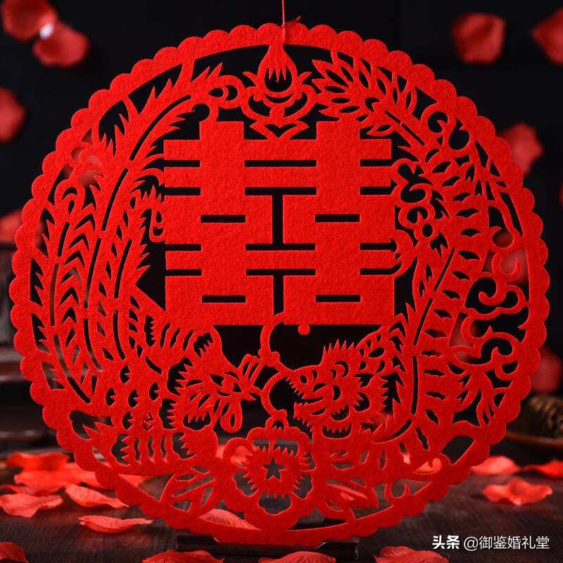 婚礼贴喜字有什么讲究,婚礼当天喜字该贴哪些地方