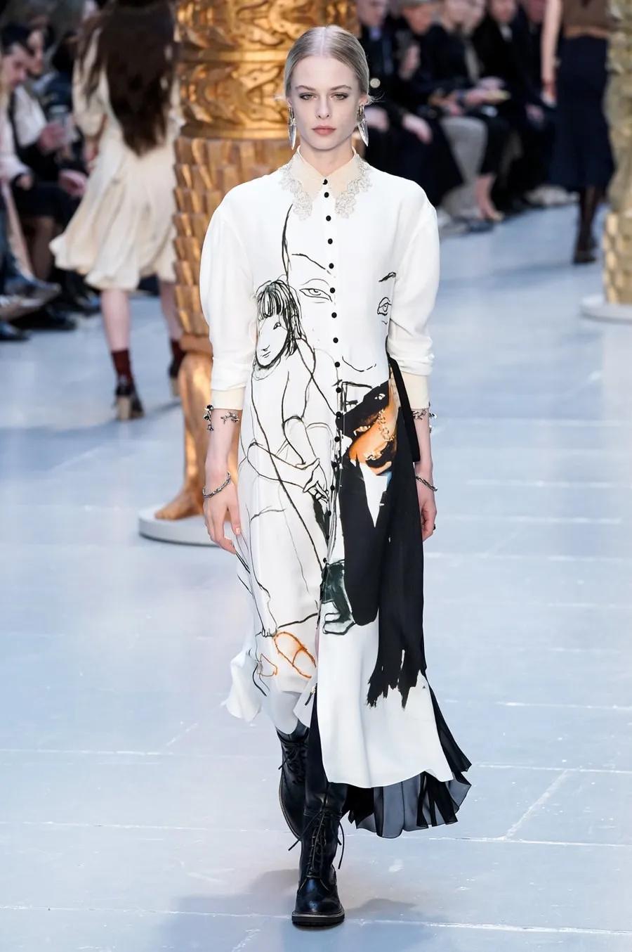 2022巴黎时装周秋冬大衣,2020秋冬巴黎时装周