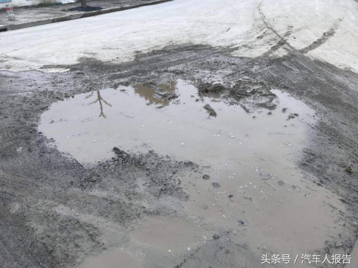 体验驾车在颠簸的路上视频,体验盘山公路