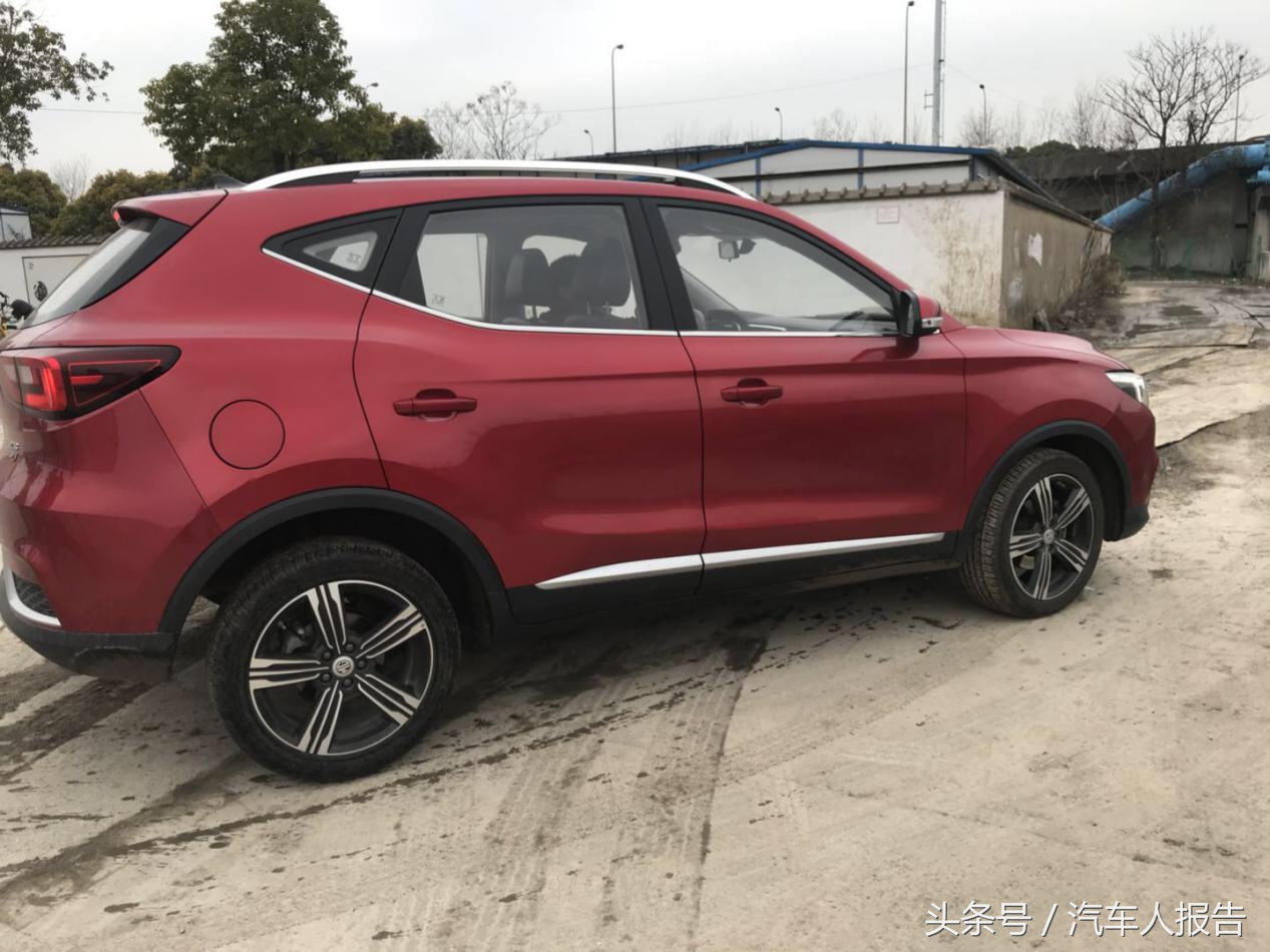 体验驾车在颠簸的路上视频,体验盘山公路