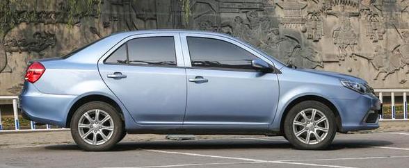 最新款的吉利金刚,4万以内值得入手的国产轿车