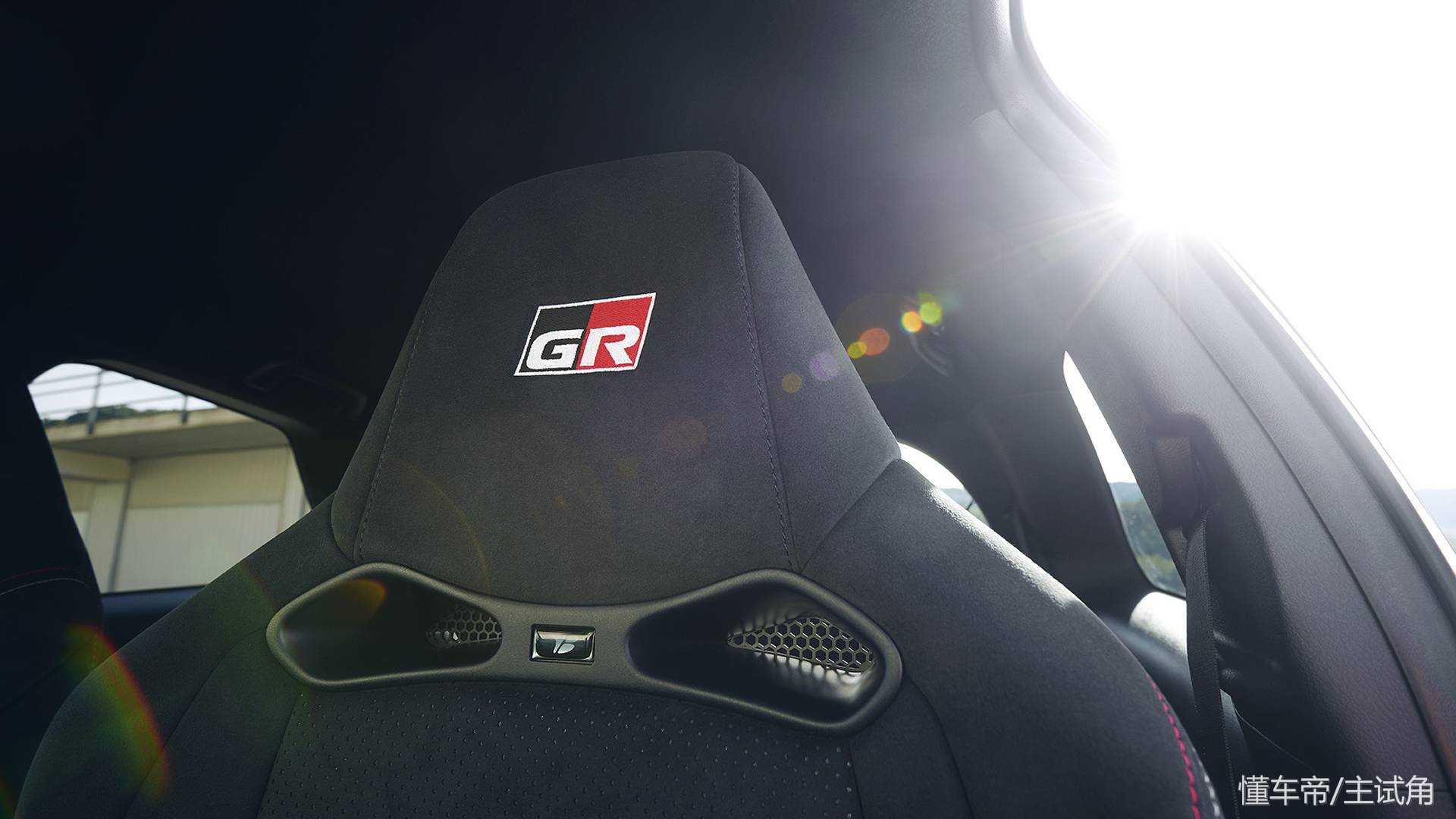 雅力士最新款,雅力士平行进口车