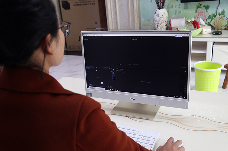 戴尔全面屏性能旗舰,戴尔轻薄全面屏笔记本