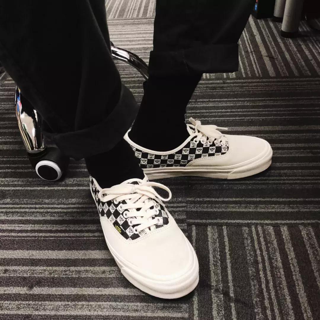 来一张图可爱表情包gif,给大家看看表情包gif