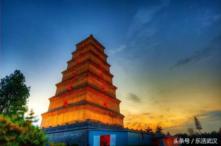 最近从武汉出发的特价机票,武汉旅游4天3晚团购价含机票