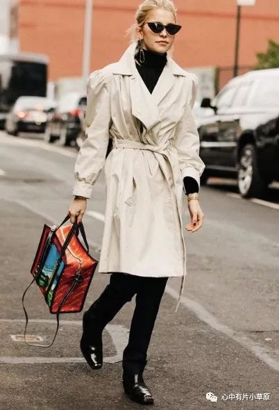 balenciaga粉色蝴蝶结包,balenciaga爆款包