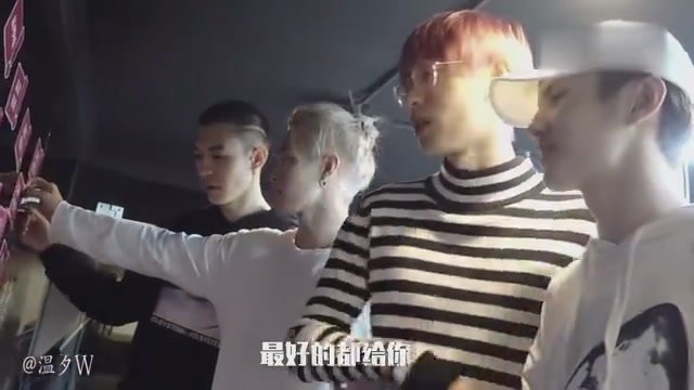 偶像练习生灵超cp,木子洋灵超偶像练习生决赛