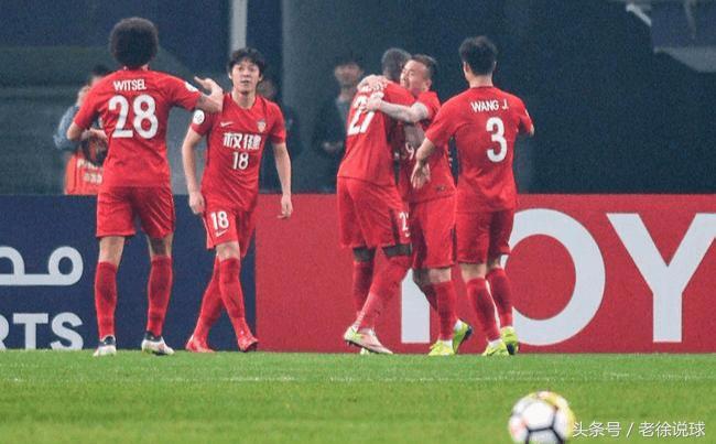 帕托亚冠绝杀热巴,当足球遇上橄榄球