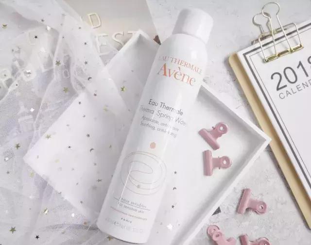 晒后舒缓镇定喷雾,镇静舒缓补水喷雾