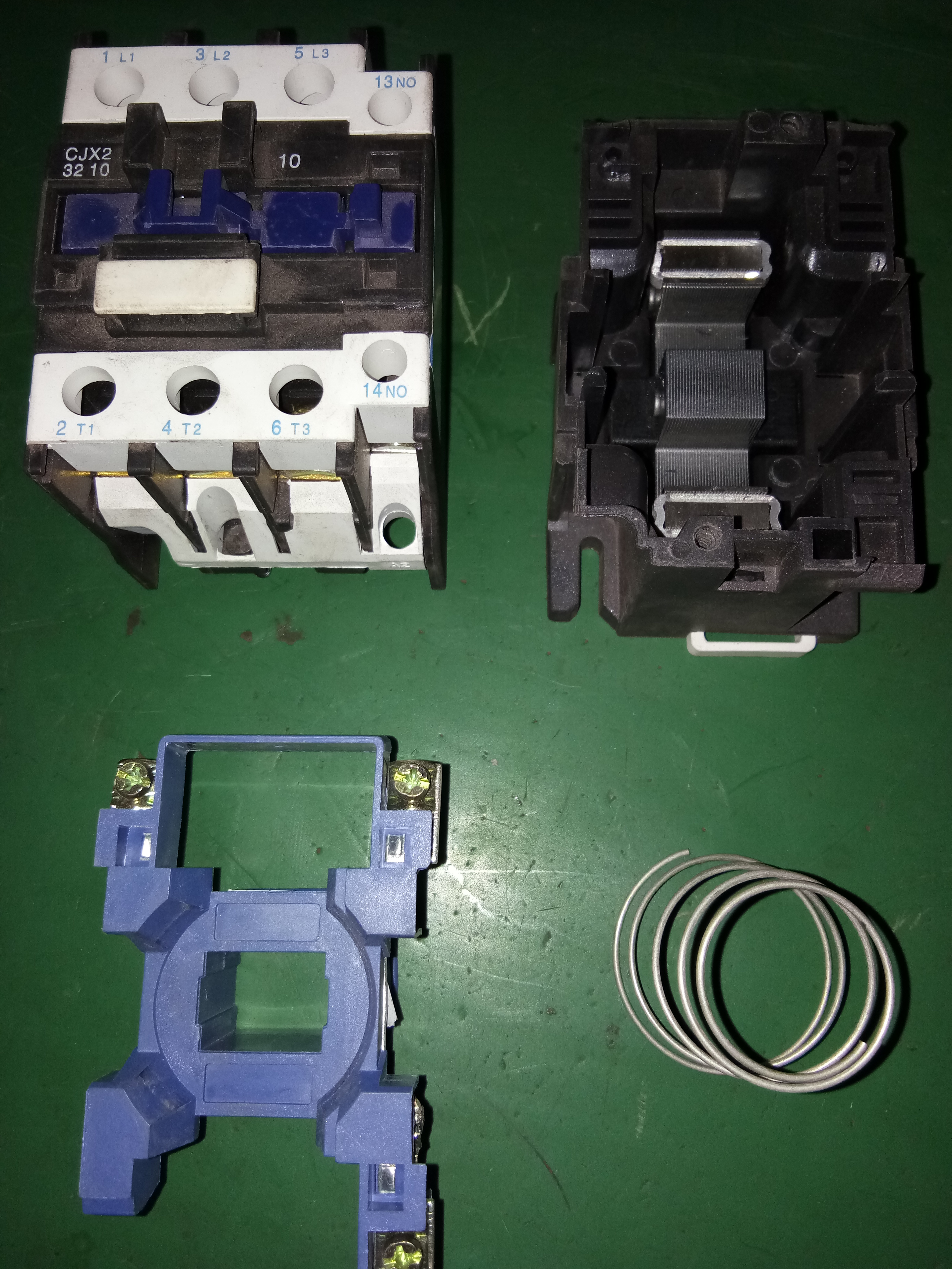 热保护器和交流接触器怎么接线,交流接触器正反转互锁接线视频