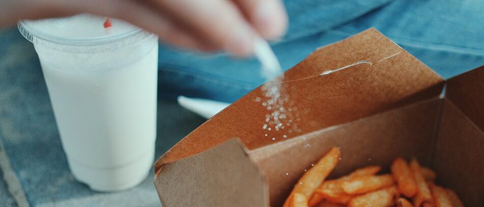 为什么吃咸的能缓解尿急,如何有效抑制尿急症