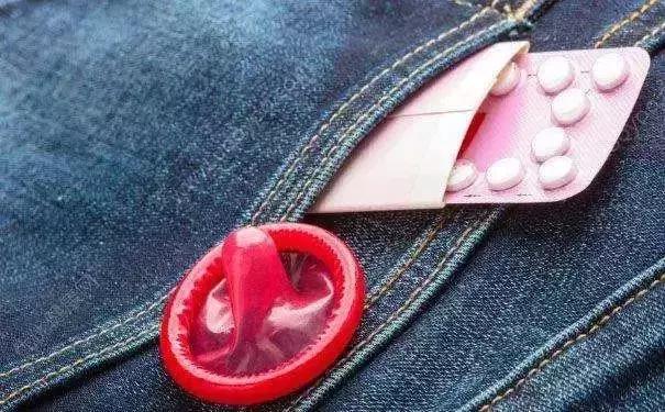 小姑娘以为洗澡能避孕，医生回答令人唏嘘