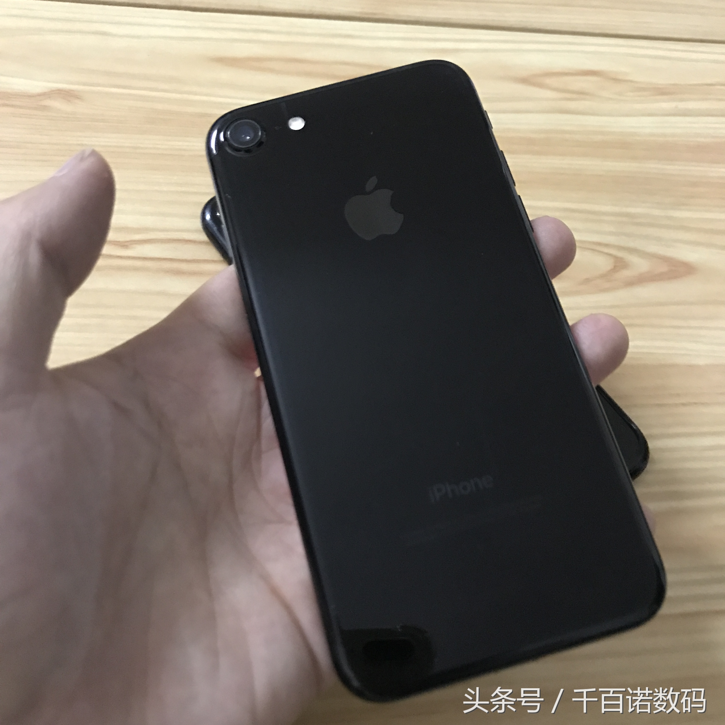 iphone7发布时有多惊艳,几年前的iphone7还值得买吗