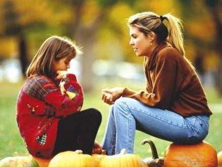 当发现女儿早恋怎么办,发现女儿早恋是该阻止还是尊重